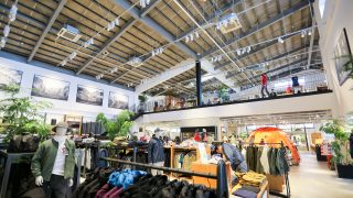 関東エリア The North Face Standard 東京都渋谷区神宮前6 10 9 原ビル1 4f Map Youtube The North Face Mountain 東京都渋谷区神宮前6 10 11 原宿ソフィアビル1f Map Youtube The North Face 3 March 東京都渋谷区神宮前6 10 8 Naビル